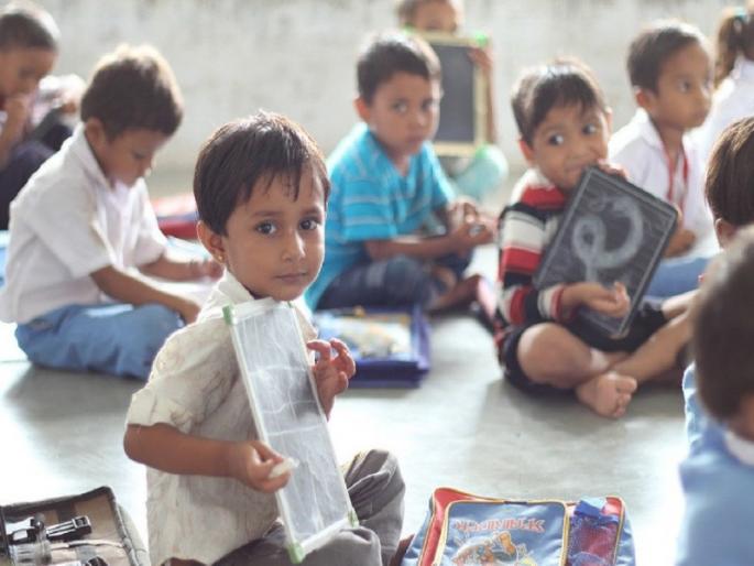 Online barrier to RTE admission access Parents rush only four days left for admission | RTE प्रवेशात ऑनलाइनचा अडथळा; पालकांची धावपळ, प्रवेशासाठी चारच दिवस शिल्लक Online barrier to RTE admission access Parents rush only four days left for admission | RTE प्रवेशात ऑनलाइनचा अडथळा; पालकांची धावपळ, प्रवेशासाठी चारच दिवस शिल्लक