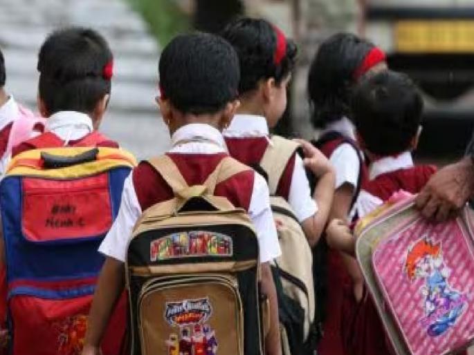 RTE seats are for the poor, but admission is only for the children of the rich on the basis of fake documents | आरटीई जागा गरिबांसाठी, बनावट कागदपत्रांच्या आधारे प्रवेश मात्र श्रीमंतांच्या मुलांना RTE seats are for the poor, but admission is only for the children of the rich on the basis of fake documents | आरटीई जागा गरिबांसाठी, बनावट कागदपत्रांच्या आधारे प्रवेश मात्र श्रीमंतांच्या मुलांना