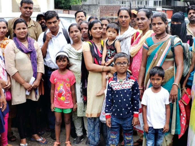The Daily of Students of the RTE; Parents have run in police station | आरटीईच्या विद्यार्थ्यांची दैना; पालकांची पोलीस ठाण्यात धाव The Daily of Students of the RTE; Parents have run in police station | आरटीईच्या विद्यार्थ्यांची दैना; पालकांची पोलीस ठाण्यात धाव