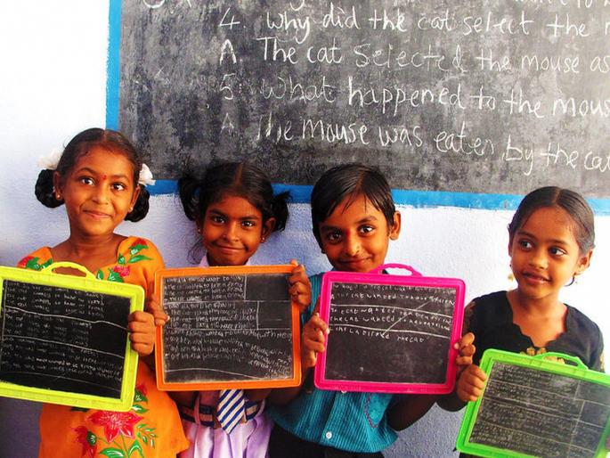 Decision to exclude unaided schools from RTE postponed; High Court hits state government; Inconsistencies in Amendments to Laws | आरटीईतून विनाअनुदानित शाळा वगळण्याचा निर्णय स्थगित; उच्च न्यायालयाचा राज्य सरकारला धक्का;  कायद्यातील सुधारणेत विसंगती Decision to exclude unaided schools from RTE postponed; High Court hits state government; Inconsistencies in Amendments to Laws | आरटीईतून विनाअनुदानित शाळा वगळण्याचा निर्णय स्थगित; उच्च न्यायालयाचा राज्य सरकारला धक्का;  कायद्यातील सुधारणेत विसंगती