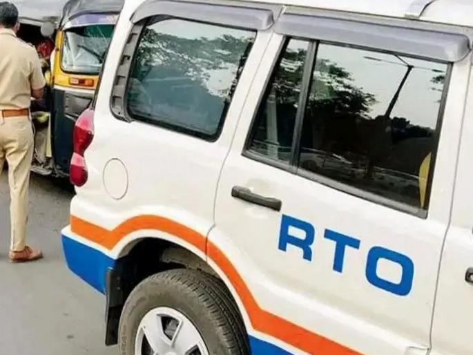 A big blow to old and new vehicle owners...! The life of vehicles has been reduced from 15 to 10 years, fitness fees have been increased 10 times... | जुन्या वाहन मालकांना जबर धक्का...! वाहनांचे आयुष्य १५ वरून १० वर्षे झाले, फिटनेसचे शुल्क १० पटींनी वाढविले... A big blow to old and new vehicle owners...! The life of vehicles has been reduced from 15 to 10 years, fitness fees have been increased 10 times... | जुन्या वाहन मालकांना जबर धक्का...! वाहनांचे आयुष्य १५ वरून १० वर्षे झाले, फिटनेसचे शुल्क १० पटींनी वाढविले...