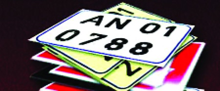 Parbhani: 16 service is online | परभणी : १६ सेवा झाल्या आॅनलाईन
