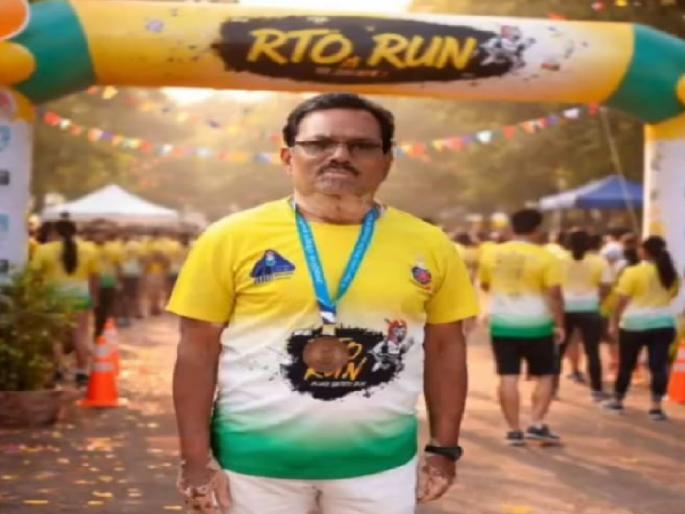 72-year-old Dastgir Sheikh completed five kilometers in just 32 minutes at the RTO Run for Road Safety competition organized in Karad | कराडमध्ये ७२ वर्षांच्या आजोबांची धाव!, पाच किमी अंतर ३२ मिनिटांत केले पूर्ण 72-year-old Dastgir Sheikh completed five kilometers in just 32 minutes at the RTO Run for Road Safety competition organized in Karad | कराडमध्ये ७२ वर्षांच्या आजोबांची धाव!, पाच किमी अंतर ३२ मिनिटांत केले पूर्ण