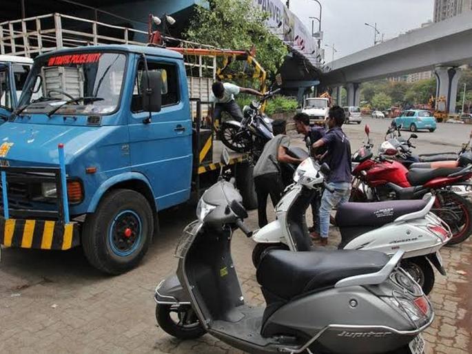 Eight million fine in three days; Action on unauthorized parking | तीन दिवसांत आठ लाखांचा दंड; अनधिकृत पार्किंगवर कारवाई Eight million fine in three days; Action on unauthorized parking | तीन दिवसांत आठ लाखांचा दंड; अनधिकृत पार्किंगवर कारवाई