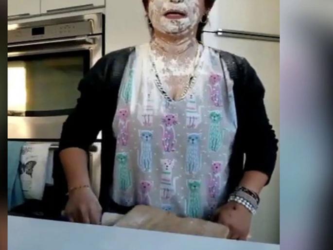 Bread making tutorial fail video went viral collecting over 9 million view myb | Video : लॉकडाऊनमध्ये चपाती बनवताना झाली अशी काही दशा; सोशल मीडियावर चांगलाच पिकलाय हशा Bread making tutorial fail video went viral collecting over 9 million view myb | Video : लॉकडाऊनमध्ये चपाती बनवताना झाली अशी काही दशा; सोशल मीडियावर चांगलाच पिकलाय हशा