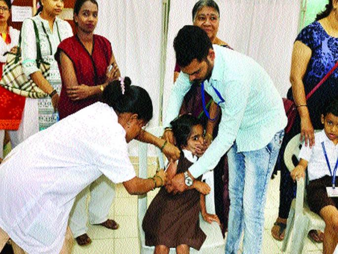 International observer eyes on Gauge-Rubella vaccination | गोवर-रुबेला लसीकरणावर आंतरराष्ट्रीय निरीक्षकांची नजर International observer eyes on Gauge-Rubella vaccination | गोवर-रुबेला लसीकरणावर आंतरराष्ट्रीय निरीक्षकांची नजर
