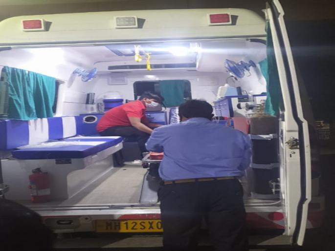 Ambulance looted Rs 19,000 from a critical patient | रुग्णवाहिकेने एका गंभीर रुग्णाकडून लुटले तब्बल १९ हजार Ambulance looted Rs 19,000 from a critical patient | रुग्णवाहिकेने एका गंभीर रुग्णाकडून लुटले तब्बल १९ हजार