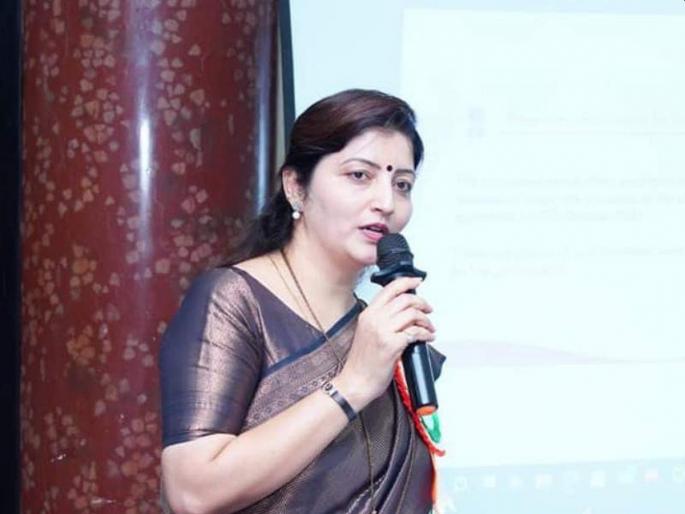 I am angry with women leaders in NCP; Warning of Rupali Chakankar after appointed by ajit pawar | राष्ट्रवादीतील महिला नेत्यांवर मी नाराज आहे; रूपाली चाकणकरांचा नियुक्ती होताच इशारा I am angry with women leaders in NCP; Warning of Rupali Chakankar after appointed by ajit pawar | राष्ट्रवादीतील महिला नेत्यांवर मी नाराज आहे; रूपाली चाकणकरांचा नियुक्ती होताच इशारा