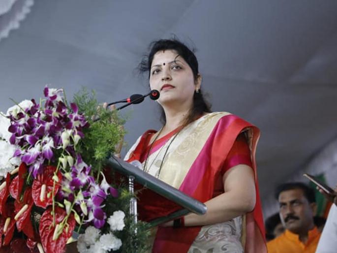 Rupali Chakankar's support to the decision to sell wine, said ... | वाईन विक्रीच्या निर्णयाला रुपाली चाकणकर यांचे समर्थन, म्हणाल्या... Rupali Chakankar's support to the decision to sell wine, said ... | वाईन विक्रीच्या निर्णयाला रुपाली चाकणकर यांचे समर्थन, म्हणाल्या...