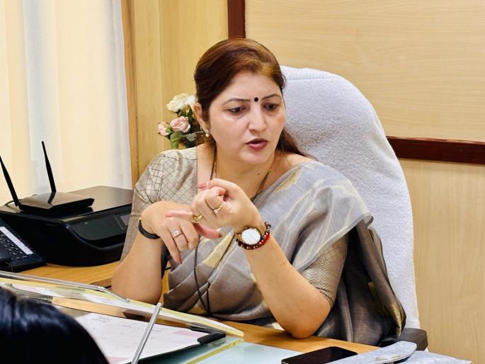 tanisha bhise case Provide report on charitable hospitals in the city within two days Rupali Chakankar | शहरातील धर्मादाय रुग्णालयांचा दोन दिवसांत अहवाल द्या : रुपाली चाकणकर tanisha bhise case Provide report on charitable hospitals in the city within two days Rupali Chakankar | शहरातील धर्मादाय रुग्णालयांचा दोन दिवसांत अहवाल द्या : रुपाली चाकणकर