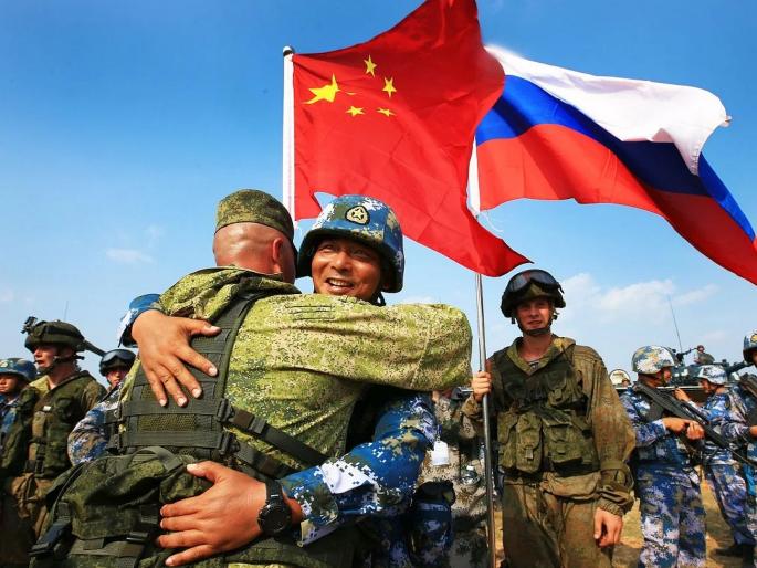 Russia's secret training of China for a new war, will take Taiwan? | नव्या युद्धासाठी रशियाचं चीनला गुप्त ट्रेनिंग; तैवानवर हल्ला करणार? Russia's secret training of China for a new war, will take Taiwan? | नव्या युद्धासाठी रशियाचं चीनला गुप्त ट्रेनिंग; तैवानवर हल्ला करणार?