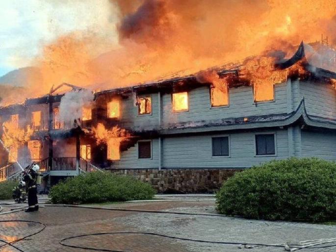 Russian President Putin's House Burned Ukraine Attack or Fire? Charges against Ukraine | रशियाचे अध्यक्ष पुतिन यांचे घर जळाले, युक्रेनने हल्ला केला की आग लागली? युक्रेनवर आरोप Russian President Putin's House Burned Ukraine Attack or Fire? Charges against Ukraine | रशियाचे अध्यक्ष पुतिन यांचे घर जळाले, युक्रेनने हल्ला केला की आग लागली? युक्रेनवर आरोप