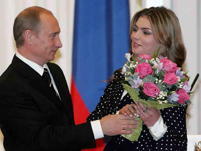 vladimir Putin has two children from a secret girlfriend | पुतिन यांना सिक्रेट गर्लफ्रेंडपासून दोन मुलं ! गर्लफ्रेंड एलिना कबेवा आंतरराष्ट्रीय दर्जाची रिदमिक जिम्नॅस्ट vladimir Putin has two children from a secret girlfriend | पुतिन यांना सिक्रेट गर्लफ्रेंडपासून दोन मुलं ! गर्लफ्रेंड एलिना कबेवा आंतरराष्ट्रीय दर्जाची रिदमिक जिम्नॅस्ट