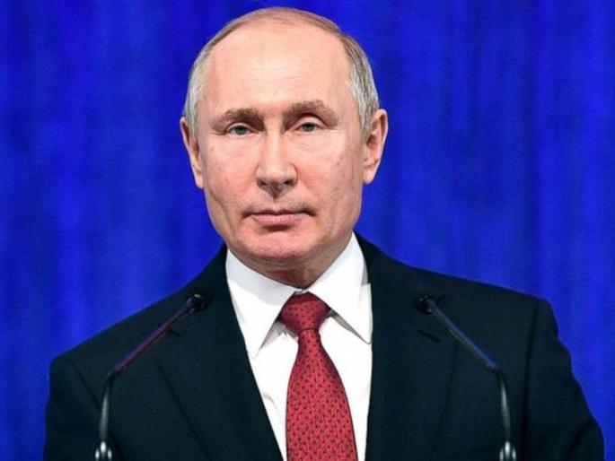 New law lets Russia jail people who disrespect the government | सरकारला प्रश्न विचारल्यास थेट तुरुंगवास; रशियात फर्मान New law lets Russia jail people who disrespect the government | सरकारला प्रश्न विचारल्यास थेट तुरुंगवास; रशियात फर्मान