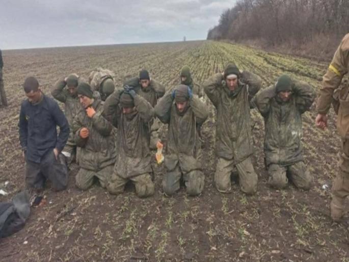 Russia Ukraine War : Is Russia shooting its own wounded soldiers in the war | Russia Ukraine War: रशिया आपल्याच जखमी सैनिकांचा घेतोय जीव? समोर आला धक्कादायक दावा