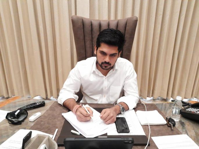 Although he recovered from corona, he needs rest: Rituraj Patil: I will be working with new vigor soon | कोरोनातून बरे झाला, तरी विश्रांती गरजेची : ऋतुराज पाटील : लवकरच नव्या जोमाने कार्यरत होईन Although he recovered from corona, he needs rest: Rituraj Patil: I will be working with new vigor soon | कोरोनातून बरे झाला, तरी विश्रांती गरजेची : ऋतुराज पाटील : लवकरच नव्या जोमाने कार्यरत होईन