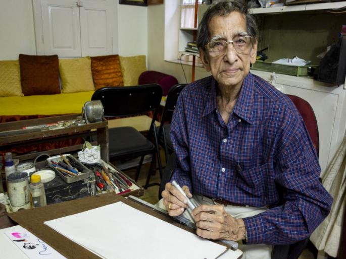 The need to create a clear vision of looking at cartoons: Sh. Fadnis | व्यंगचित्रांकडे पाहण्याची निकोप दृष्टी निर्माण होण्याची गरज : शि.द फडणीस The need to create a clear vision of looking at cartoons: Sh. Fadnis | व्यंगचित्रांकडे पाहण्याची निकोप दृष्टी निर्माण होण्याची गरज : शि.द फडणीस