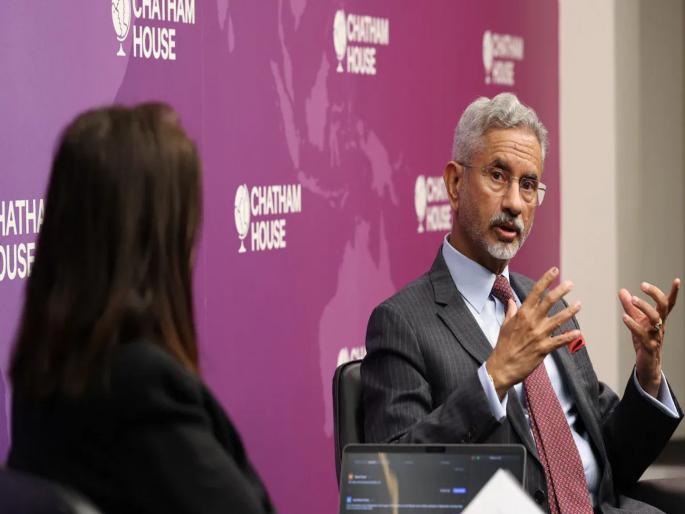 If Pakistan return stolen part of Kashmir, the issue is solved, S Jaishankar Statement on India Pakistan Kashmir Issue | POK वर मंत्री एस जयशंकर यांचं मोठं विधान; पाकिस्तानी पत्रकाराची बोलतीच बंद, म्हणाले... If Pakistan return stolen part of Kashmir, the issue is solved, S Jaishankar Statement on India Pakistan Kashmir Issue | POK वर मंत्री एस जयशंकर यांचं मोठं विधान; पाकिस्तानी पत्रकाराची बोलतीच बंद, म्हणाले...