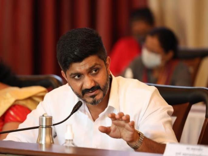 Abolition of mandatory vehicle fitness certificate fines for rickshaw pullers Siddharth Shirole demand in the convention | रिक्षा चालकांना सक्तीचा केलेला Fitness Certificate दंड रद्द करावा; सिद्धार्थ शिरोळेंची अधिवेशनात मागणी Abolition of mandatory vehicle fitness certificate fines for rickshaw pullers Siddharth Shirole demand in the convention | रिक्षा चालकांना सक्तीचा केलेला Fitness Certificate दंड रद्द करावा; सिद्धार्थ शिरोळेंची अधिवेशनात मागणी