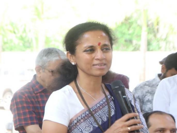 A stifling obstacle to the sheer joy of artists Regret from Supriya Sule regarding Balgandharva Rangmandir | कलाकारांच्या निखळ आनंदात दुर्गंधीचा अडसर; बालगंधर्व रंगमंदिराबाबत सुप्रिया सुळेंकडून खेद व्यक्त A stifling obstacle to the sheer joy of artists Regret from Supriya Sule regarding Balgandharva Rangmandir | कलाकारांच्या निखळ आनंदात दुर्गंधीचा अडसर; बालगंधर्व रंगमंदिराबाबत सुप्रिया सुळेंकडून खेद व्यक्त