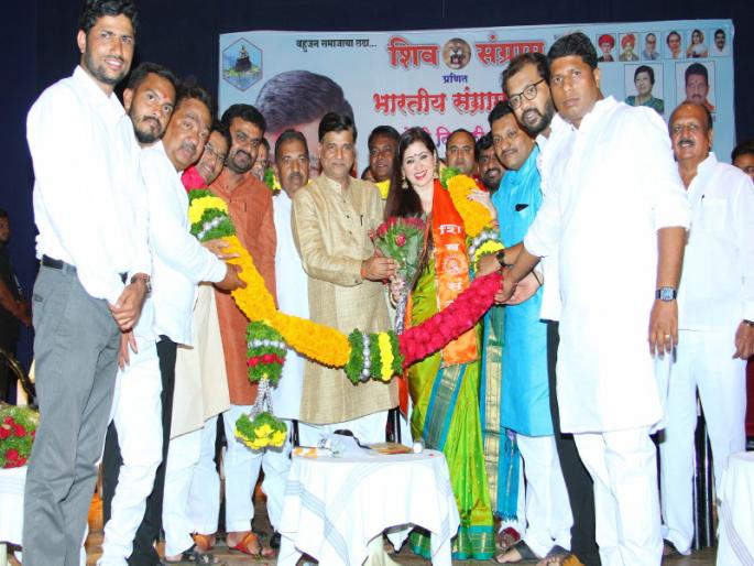 Shiv Sangram Party with bjp in upcoming elections : Vinayak Mete | शिवसंग्राम पक्ष आगामी निवडणुकीत युती सोबतच : विनायक मेटे  Shiv Sangram Party with bjp in upcoming elections : Vinayak Mete | शिवसंग्राम पक्ष आगामी निवडणुकीत युती सोबतच : विनायक मेटे