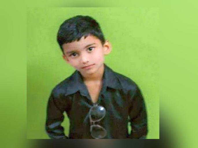 nameplate wall collapsed on 7-year-old boy While playing in the garden, dies in front of his father | मैदानात खेळताना काळाचा घाला; चिमुकल्या विहानचा वडिलांसमोरच मृत्यू nameplate wall collapsed on 7-year-old boy While playing in the garden, dies in front of his father | मैदानात खेळताना काळाचा घाला; चिमुकल्या विहानचा वडिलांसमोरच मृत्यू