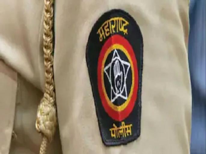 Strange! order to present the dead police constable in the command room | अजब फर्मान; मृत शिपायाला रजेवर दाखवून उपस्थित राहण्याचा आदेश Strange! order to present the dead police constable in the command room | अजब फर्मान; मृत शिपायाला रजेवर दाखवून उपस्थित राहण्याचा आदेश