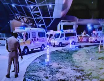 120 minutes of thrill, death was in front, but the pilot showed caution, the plane was landed | १२० मिनिटांचा थरार, समोर होता मृत्यू, पण वैमानिकानं दाखवलं प्रसंगावधान, असं उतरवलं विमान 120 minutes of thrill, death was in front, but the pilot showed caution, the plane was landed | १२० मिनिटांचा थरार, समोर होता मृत्यू, पण वैमानिकानं दाखवलं प्रसंगावधान, असं उतरवलं विमान