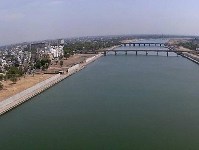 There are no live covid viruses in the Sabarmati river | साबरमती नदीत जिवंत कोविड विषाणू नाहीत; ‘आयआयटी-जीएन’चे स्पष्टीकरण There are no live covid viruses in the Sabarmati river | साबरमती नदीत जिवंत कोविड विषाणू नाहीत; ‘आयआयटी-जीएन’चे स्पष्टीकरण