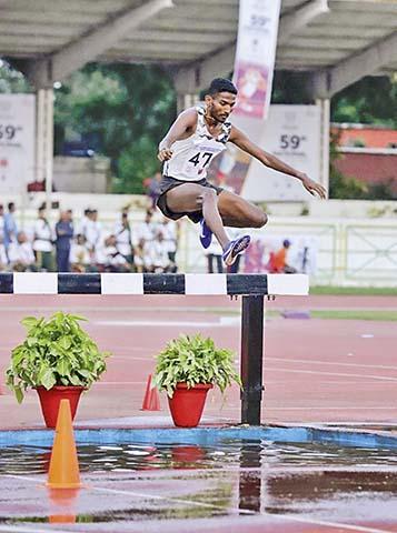 Avinash Sable seals Olympics berth! | मराठवाडय़ातल्या अविनाशची ऑलिम्पिकर्पयत धडक!