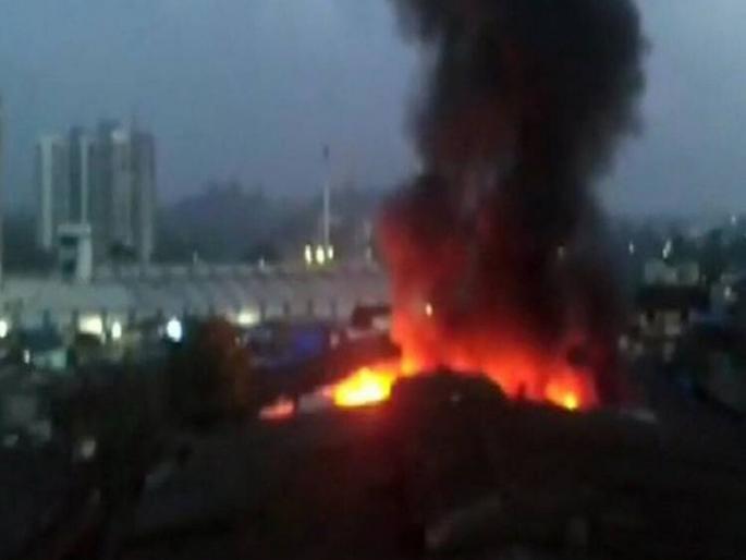 A case has been registered against the company owner in the death of a woman and a child in the fire incident in Bhiwandi | भिवंडीत आगीच्या दुर्घटनेतील महिला व बालकाच्या मृत्यू प्रकरणी कंपनी मालकाविरोधात गुन्हा दाखल A case has been registered against the company owner in the death of a woman and a child in the fire incident in Bhiwandi | भिवंडीत आगीच्या दुर्घटनेतील महिला व बालकाच्या मृत्यू प्रकरणी कंपनी मालकाविरोधात गुन्हा दाखल