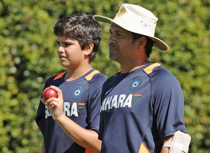 I do not see the next Sachin Tendulkar in Arjun | वडीलच म्हणतात, मला अर्जुनमध्ये पुढचा सचिन तेंडुलकर दिसत नाही