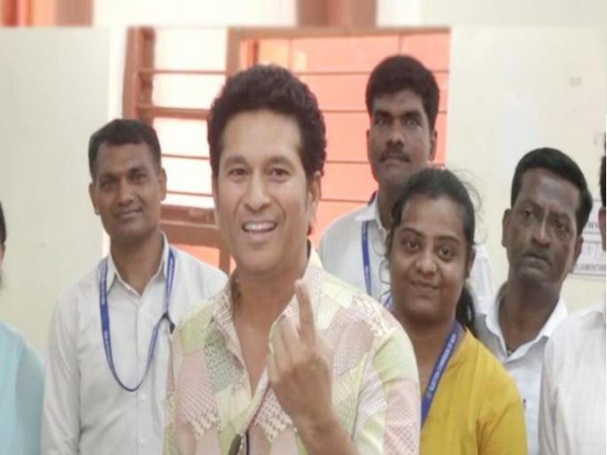 Lok Sabha Elections 2024 Sachin Tendulkar and his son Arjun tendulkar cast vote in Lok Sabha elections | Lok Sabha Elections: "समस्या केवळ दोन कारणांमुळे उद्भवतात...", सचिनने सांगितले मतदानाचे महत्त्व