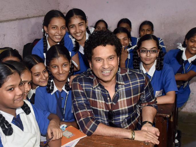 sachin Tendulkar is a symbol of strong attitude as well as dedication | खंबीर वृत्ती त्याचप्रमाणे समर्पणाचे प्रतीक सचिन