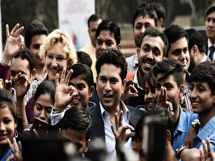 ICC World Cup 2019 :  Sachin Tendulkar predicts ICC World Cup 2019 semifinalists | ICC World Cup 2019 : सचिन तेंडुलकरने सांगितले वर्ल्ड कपमधील 'Fantastic Four'! 