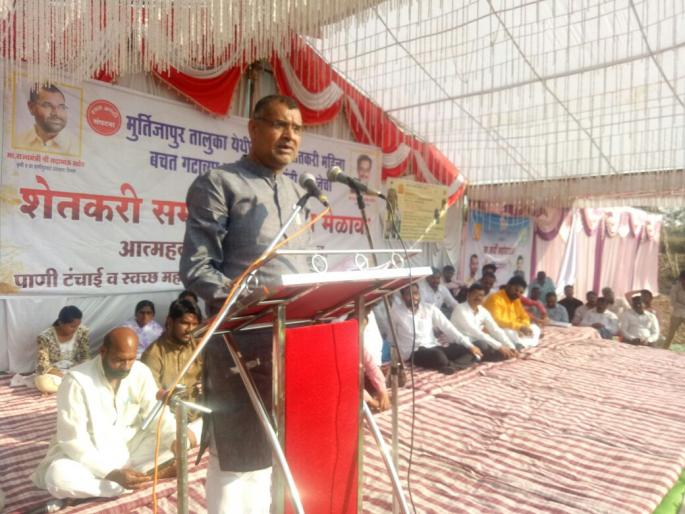 sabadbhau Khot aligition ravikant tupkar | तुपकरांच्या उंची पेक्षा त्यांची सावली मोठी-सदाभाऊ खोत यांचा आरोप sabadbhau Khot aligition ravikant tupkar | तुपकरांच्या उंची पेक्षा त्यांची सावली मोठी-सदाभाऊ खोत यांचा आरोप