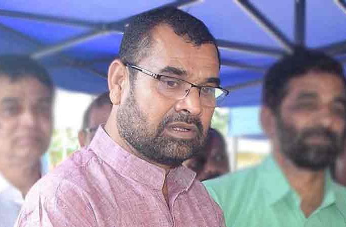 'Raju Shetty's agitation for milk price hike is like match fixing' | 'राजू शेट्टींचे दूध दरवाढीसाठीचे आंदोलन म्हणजे मॅच फिक्सिंगसारखेच' 'Raju Shetty's agitation for milk price hike is like match fixing' | 'राजू शेट्टींचे दूध दरवाढीसाठीचे आंदोलन म्हणजे मॅच फिक्सिंगसारखेच'