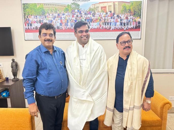 competition among goa mla for ministerial posts | मंत्रिपदासाठी आमदारांमध्ये स्पर्धा; २३ रोजी जेपी नड्डा गोवा दौऱ्यावर competition among goa mla for ministerial posts | मंत्रिपदासाठी आमदारांमध्ये स्पर्धा; २३ रोजी जेपी नड्डा गोवा दौऱ्यावर