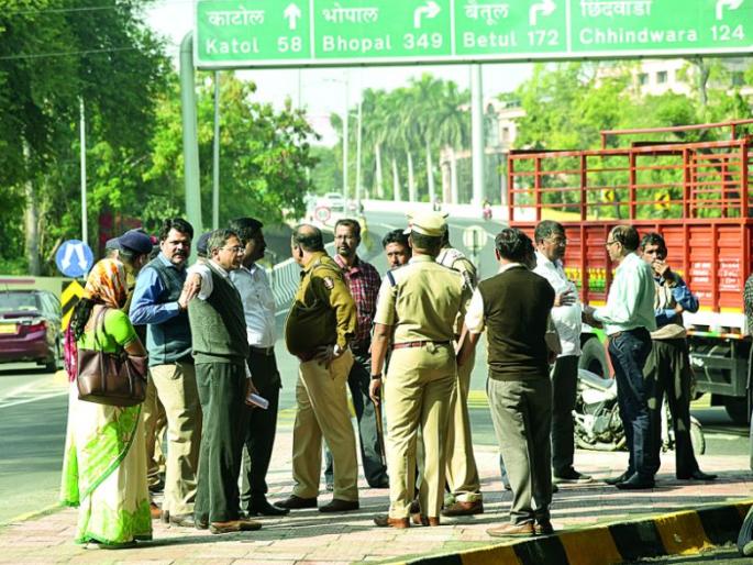Kite rioting: Sadar flying bridge closed today | पतंग हुल्लडबाजी : सदर उडाण पूल आज बंद