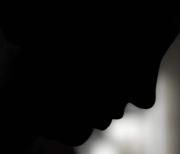 Action against the woman who obstructed people on Sadar Road in Nagpur | नागपुरात सदर रोडवर लोकांना अडवणाऱ्या त्या महिलेवर कारवाई Action against the woman who obstructed people on Sadar Road in Nagpur | नागपुरात सदर रोडवर लोकांना अडवणाऱ्या त्या महिलेवर कारवाई