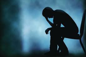 Gujarat goldsmith's suicide attempt in Mumbai, fraud of 44 lakhs in the name of getting American visa | गुजरातच्या सराफाचा मुंबईत आत्महत्येचा प्रयत्न, अमेरिकन व्हिसा मिळवून देण्याच्या नावाखाली ४४ लाखांची फसवणूक Gujarat goldsmith's suicide attempt in Mumbai, fraud of 44 lakhs in the name of getting American visa | गुजरातच्या सराफाचा मुंबईत आत्महत्येचा प्रयत्न, अमेरिकन व्हिसा मिळवून देण्याच्या नावाखाली ४४ लाखांची फसवणूक