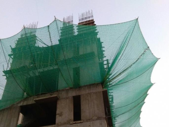 Worker lost his life due to failure to install safety net died after falling from the eighth floor | संरक्षक विषयक जाळी न बसवल्याने कामगाराने गमावला जीव; आठव्या मजल्यावरून पडून मृत्यू Worker lost his life due to failure to install safety net died after falling from the eighth floor | संरक्षक विषयक जाळी न बसवल्याने कामगाराने गमावला जीव; आठव्या मजल्यावरून पडून मृत्यू