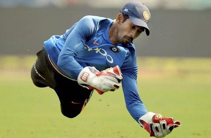 Ind vs Ban, 2nd Test: wriddhiman saha done wicket's century in first day night match | Ind vs Ban, 2nd Test : पहिल्या डे नाइट सामन्यात वृद्धिमान साहाने केला पराक्रम