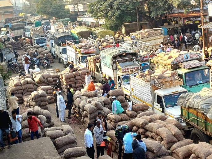 The market committee in Solapur will be closed on Wednesday and Thursday; Know the real reason? | बुधवार अन् गुरूवारी सोलापुरातील बाजार समिती बंद राहणार; जाणून घ्या नेमकं कारण ? The market committee in Solapur will be closed on Wednesday and Thursday; Know the real reason? | बुधवार अन् गुरूवारी सोलापुरातील बाजार समिती बंद राहणार; जाणून घ्या नेमकं कारण ?