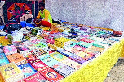 'ACC' appeared in the field of Dikshitabhoomi! | ‘एसीसी’ मैदानाला आले दीक्षाभूमीचे रूप! 'ACC' appeared in the field of Dikshitabhoomi! | ‘एसीसी’ मैदानाला आले दीक्षाभूमीचे रूप!