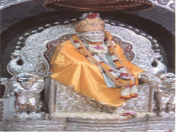 Not to be a birthplace of Sai Baba but to be a pilgrimage site: CM Thackeray | पाथरीला साईबाबांचे जन्मस्थळ म्हणून नव्हे तर तीर्थक्षेत्र म्हणून निधी देणार : मुख्यमंत्री ठाकरे Not to be a birthplace of Sai Baba but to be a pilgrimage site: CM Thackeray | पाथरीला साईबाबांचे जन्मस्थळ म्हणून नव्हे तर तीर्थक्षेत्र म्हणून निधी देणार : मुख्यमंत्री ठाकरे