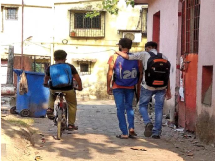 Coaching classes continue in the city; Possibility of endangering the safety of students | शहरातील कोचिंग क्लासेस सुरूच; विद्यार्थ्यांची सुरक्षितता धोक्यात येण्याची शक्यता Coaching classes continue in the city; Possibility of endangering the safety of students | शहरातील कोचिंग क्लासेस सुरूच; विद्यार्थ्यांची सुरक्षितता धोक्यात येण्याची शक्यता