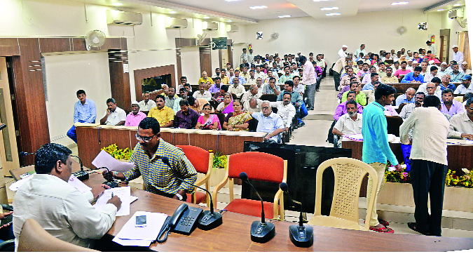 Opposition to the outlying road | बाह्यवळण रस्त्याला विरोध