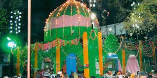 Buldhana: Focused on cleanliness in the yatra! | बुलडाणा : सैलानी यात्रेत स्वच्छतेवर करावे लागणार लक्ष केंद्रित!