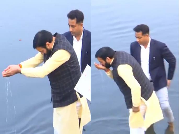 Nayab Singh Saini Yamuna River: Arvind Kejriwal's accusation of poisoning; Haryana Chief Minister drank Yamuna water | हरियाणाचे मुख्यमंत्री प्यायले यमुनेचे पाणी; केजरीवालांनी केलेला नदीत विष मिसळल्याचा आरोप Nayab Singh Saini Yamuna River: Arvind Kejriwal's accusation of poisoning; Haryana Chief Minister drank Yamuna water | हरियाणाचे मुख्यमंत्री प्यायले यमुनेचे पाणी; केजरीवालांनी केलेला नदीत विष मिसळल्याचा आरोप